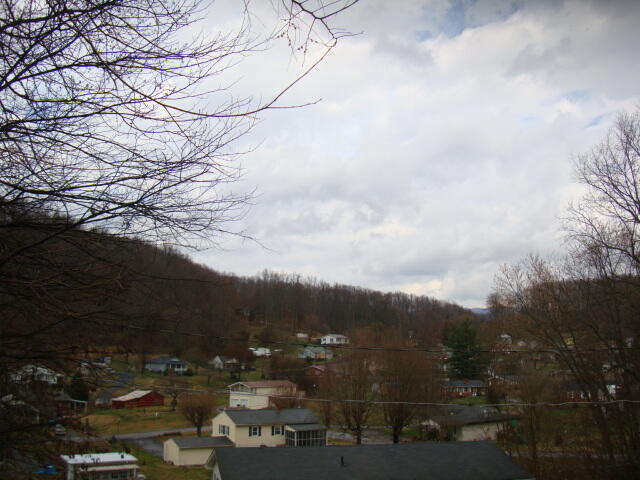 1147 Berry Road Elizabethton, TN 37643 - Photo 28 of 29 DSC03302