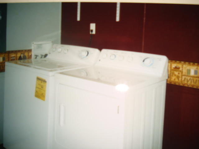 1147 Berry Road Elizabethton, TN 37643 - Photo 7 of 29 DSC02003