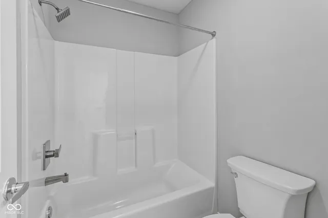 $5,975 | 11390 Heron Pass, Fishers, IN 46037