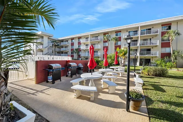 $175,000 | 2711 North Halifax Avenue, Unit 184, Daytona Beach, FL 32118