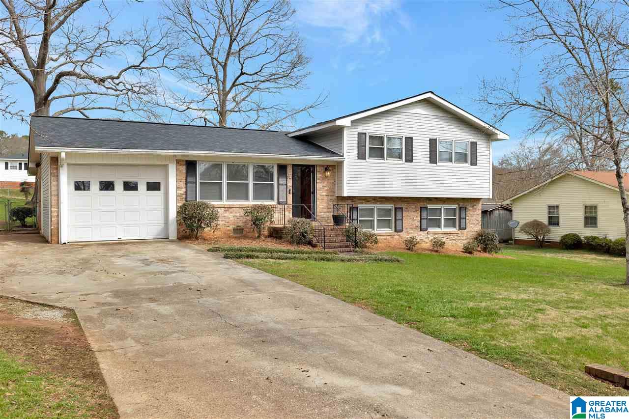 4129 Cloverdale Road Anniston, AL 36207 - Photo 5 of 36 Gallery Image 5