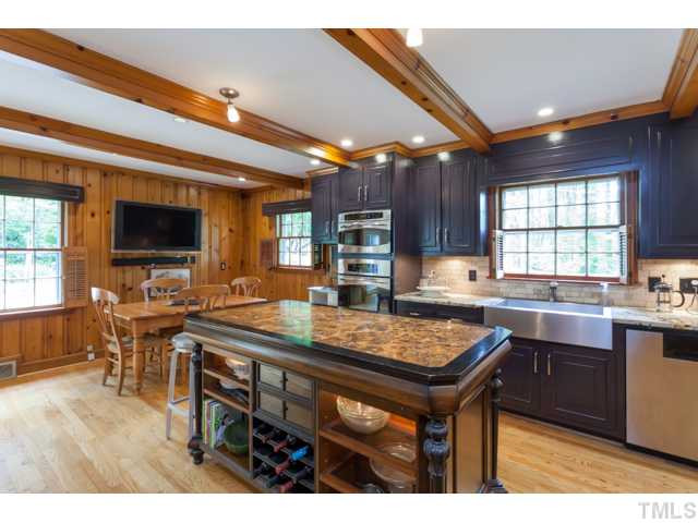 4610 Joyner Place Raleigh, NC 27612 - Photo 4 of 25 Photo 4