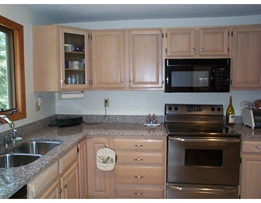18 Indian Path Road Grafton, MA 01536 - Photo 2 of 7 Gallery Image 2