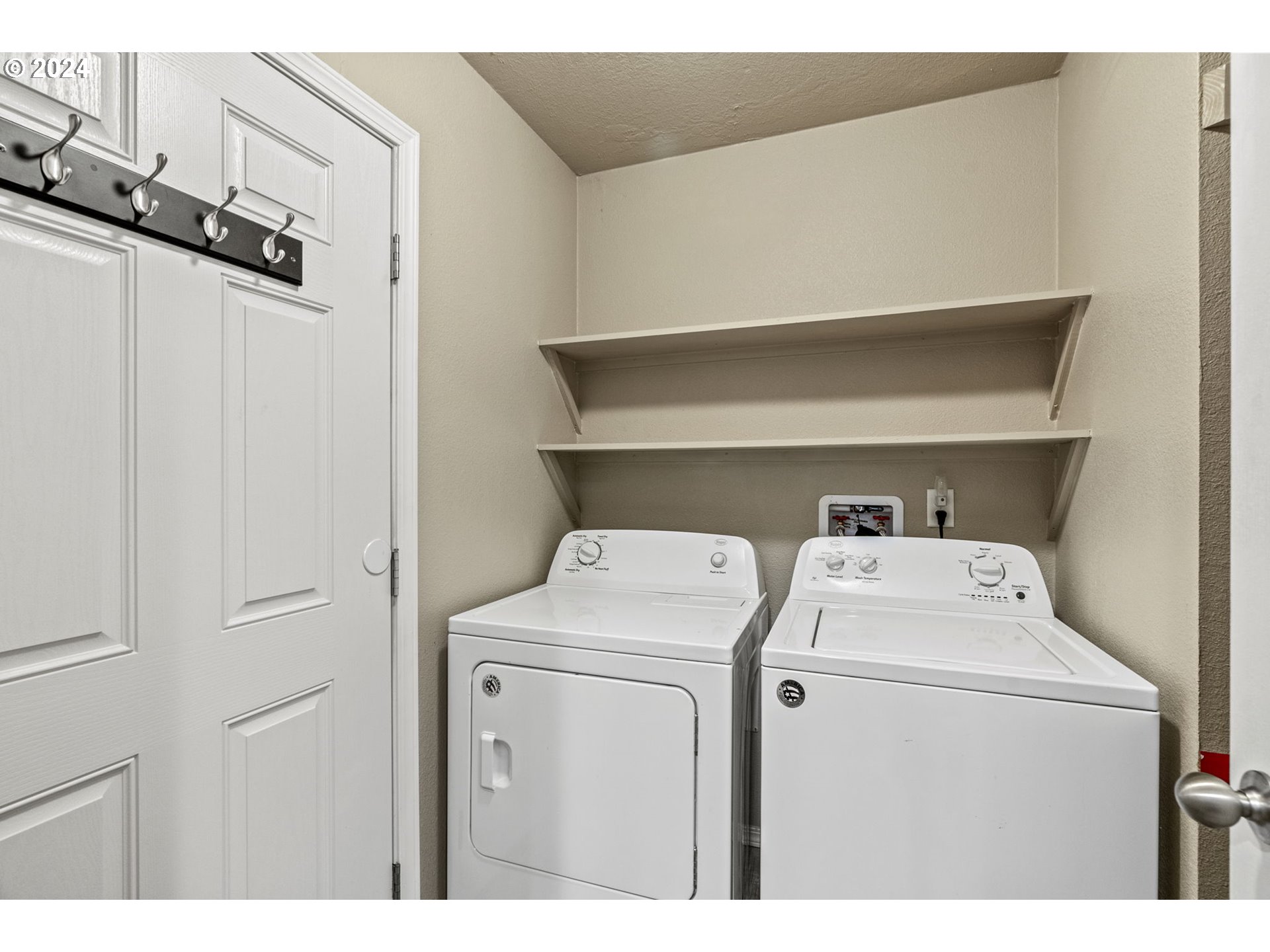 2120 Delameter Road Castle Rock, WA 98611 - Photo 12 of 30 Gallery Image 12