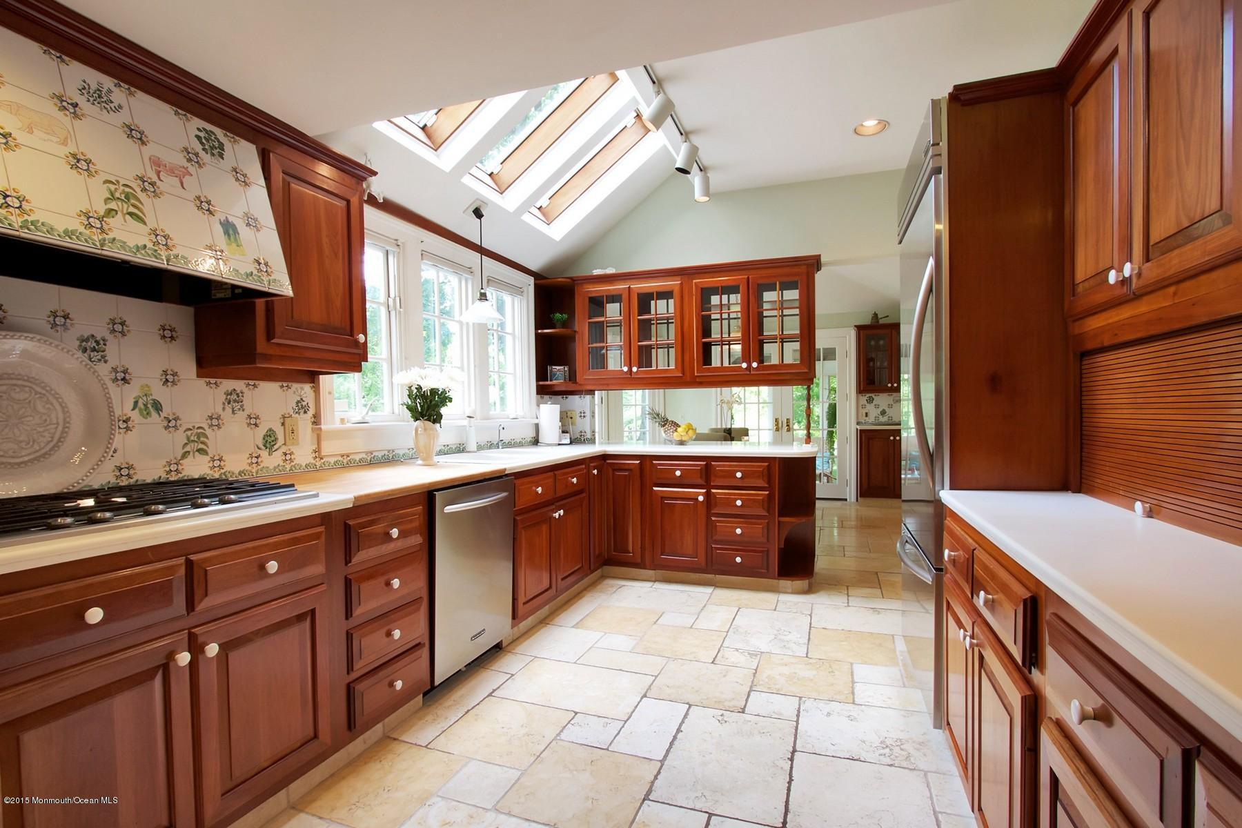 5 Heathcliff Road Rumson, NJ 07760 - Photo 19 of 39 010-180634-IMG_1455_3601445