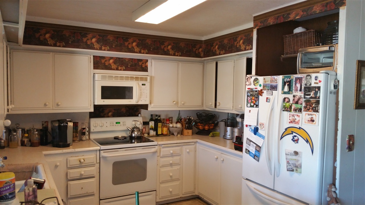 4159 North Mission Road Fallbrook, CA 92028 - Photo 3 of 23