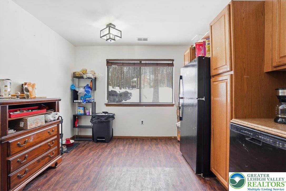 3301 Windermere Drive Bushkill, PA 18324 - Photo 15 of 93