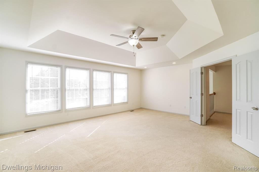 48213 Glenmount Road Canton, MI 48187 - Photo 29 of 53