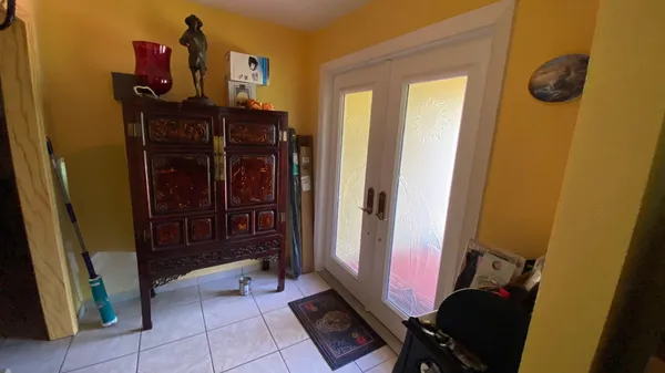 $850,000 | 5221 Northeast 19th Avenue, Fort Lauderdale, FL 33308
