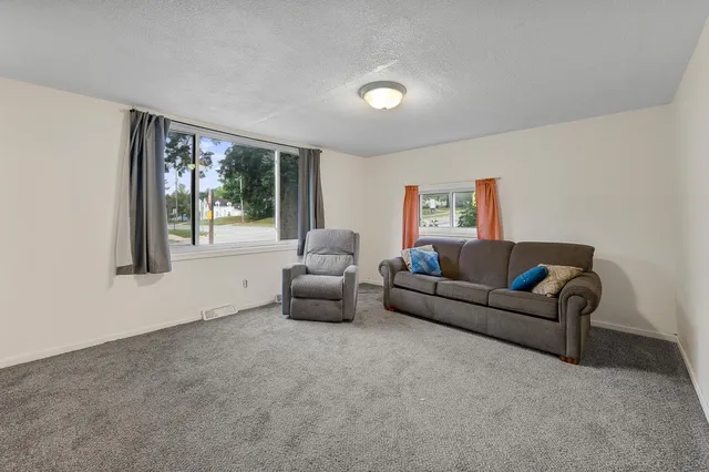 $159,000 | 1024 Laurel Street, Cadillac, MI 49601