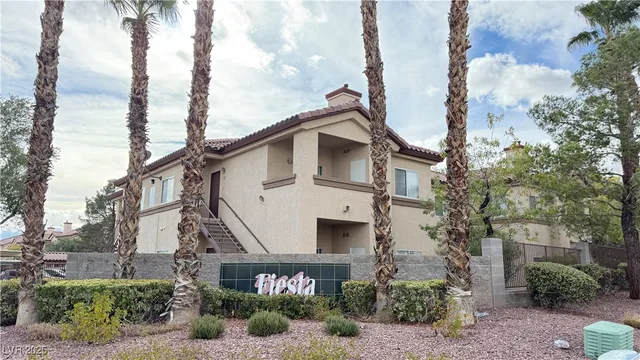 $1,550 | 8501 West University Avenue, Unit 2109, Las Vegas, NV 89147
