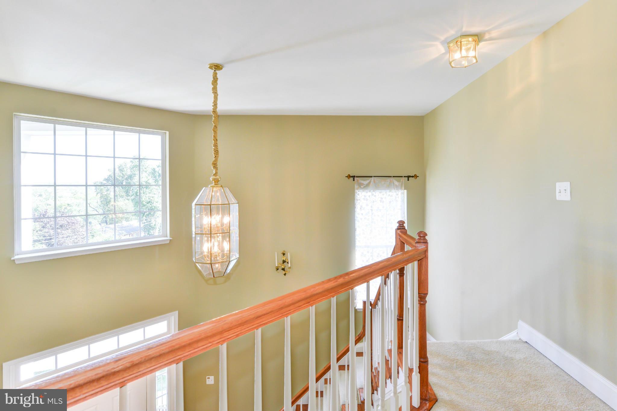 3421 Burgundy Road Alexandria, VA 22303 - Photo 16 of 30 Upper Level Hall