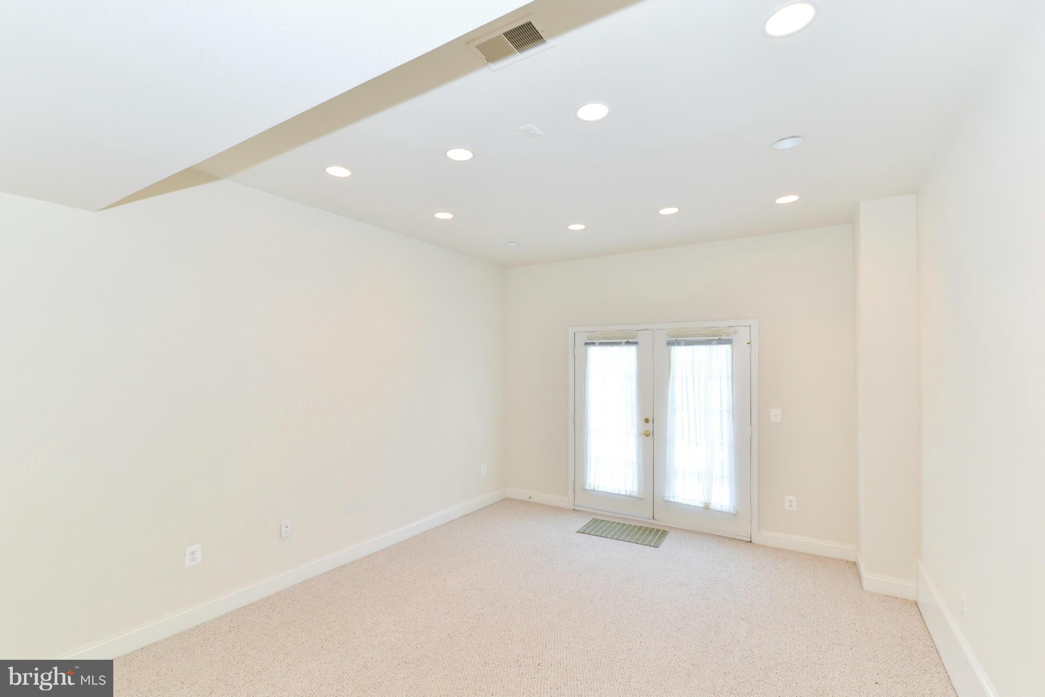 3421 Burgundy Road Alexandria, VA 22303 - Photo 27 of 30 Lower Level
