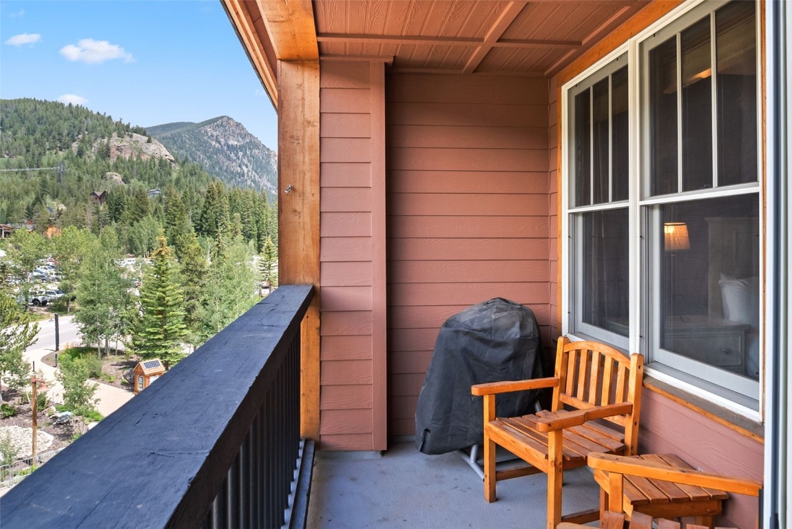 100 Dercum Square, Unit 8386 Keystone, CO 80435 - Photo 25 of 34 a balcony with view of outdoor space