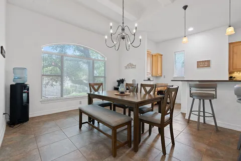 $599,990 | 18 Tourney Lane, The Hills, TX 78738