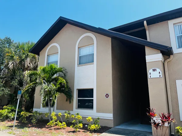 $1,800 | 101 Summer Place, Unit 1, Merritt Island, FL 32953