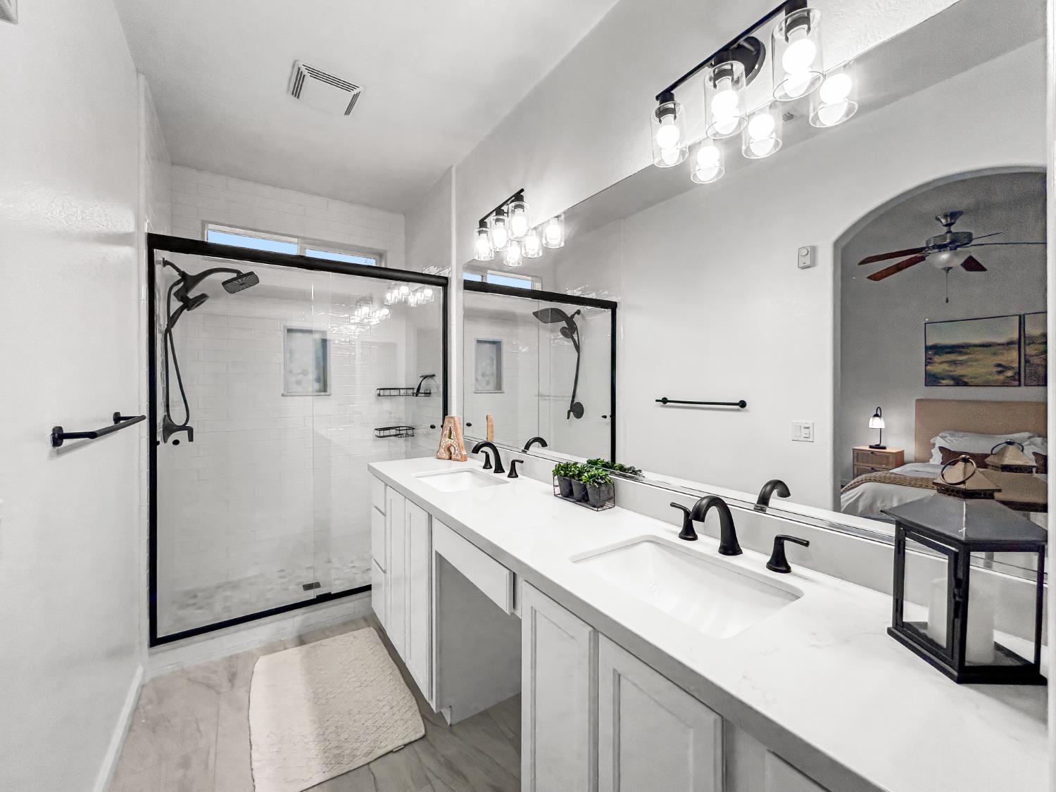 365 Raphael Lane Clovis, CA 93611 - Photo 18 of 35