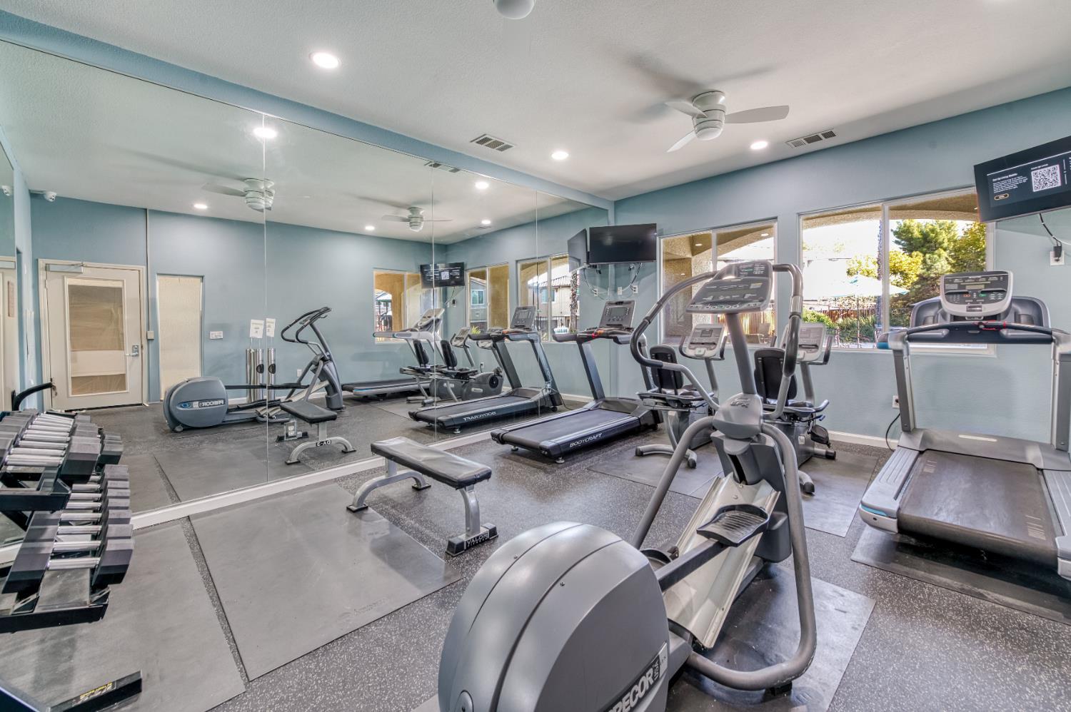 365 Raphael Lane Clovis, CA 93611 - Photo 34 of 35