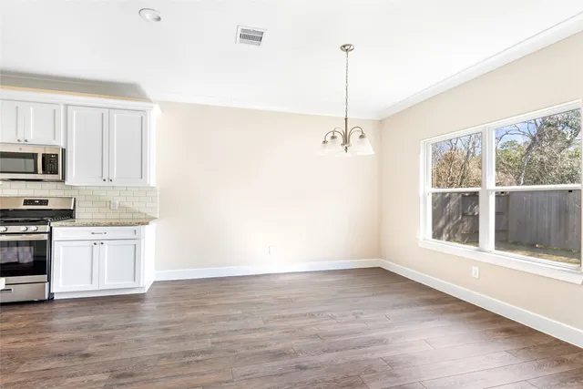 $289,500 | 426 Pebble Drive, Dayton, TX 77535