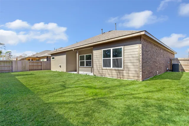 $289,500 | 426 Pebble Drive, Dayton, TX 77535