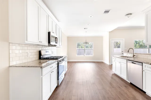 $289,500 | 426 Pebble Drive, Dayton, TX 77535