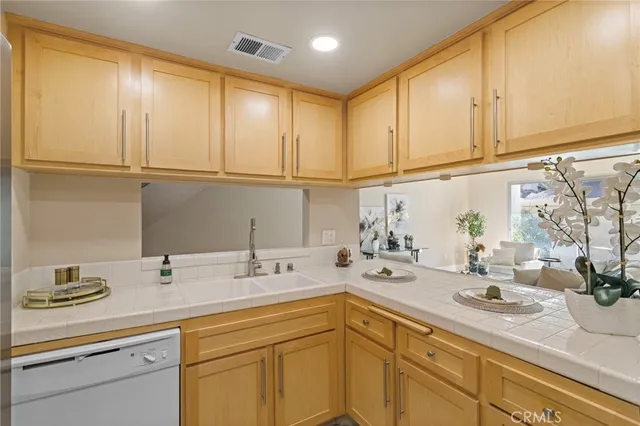 $419,999 | 1182 Mohave Drive, Colton, CA 92324