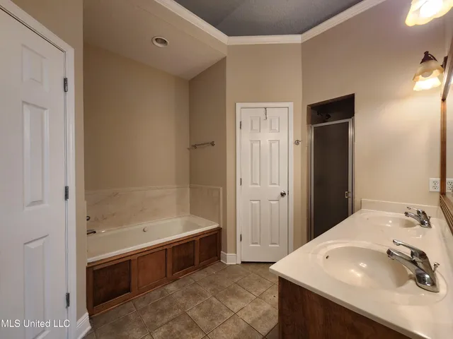 $2,000 | 6320 Luckey Lane, Ocean Springs, MS 39564