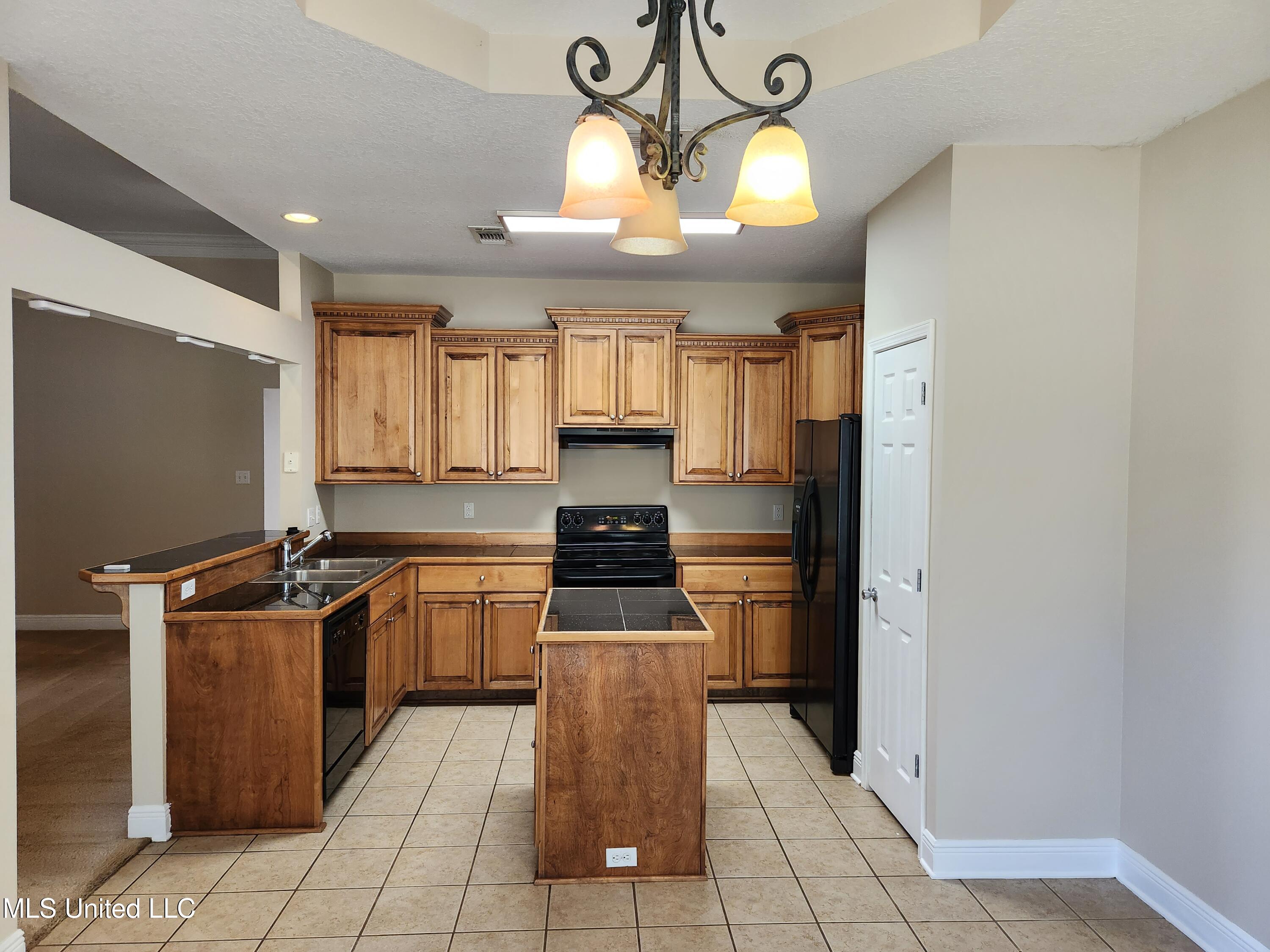 6320 Luckey Lane Ocean Springs, MS 39564 - Photo 9 of 12 9