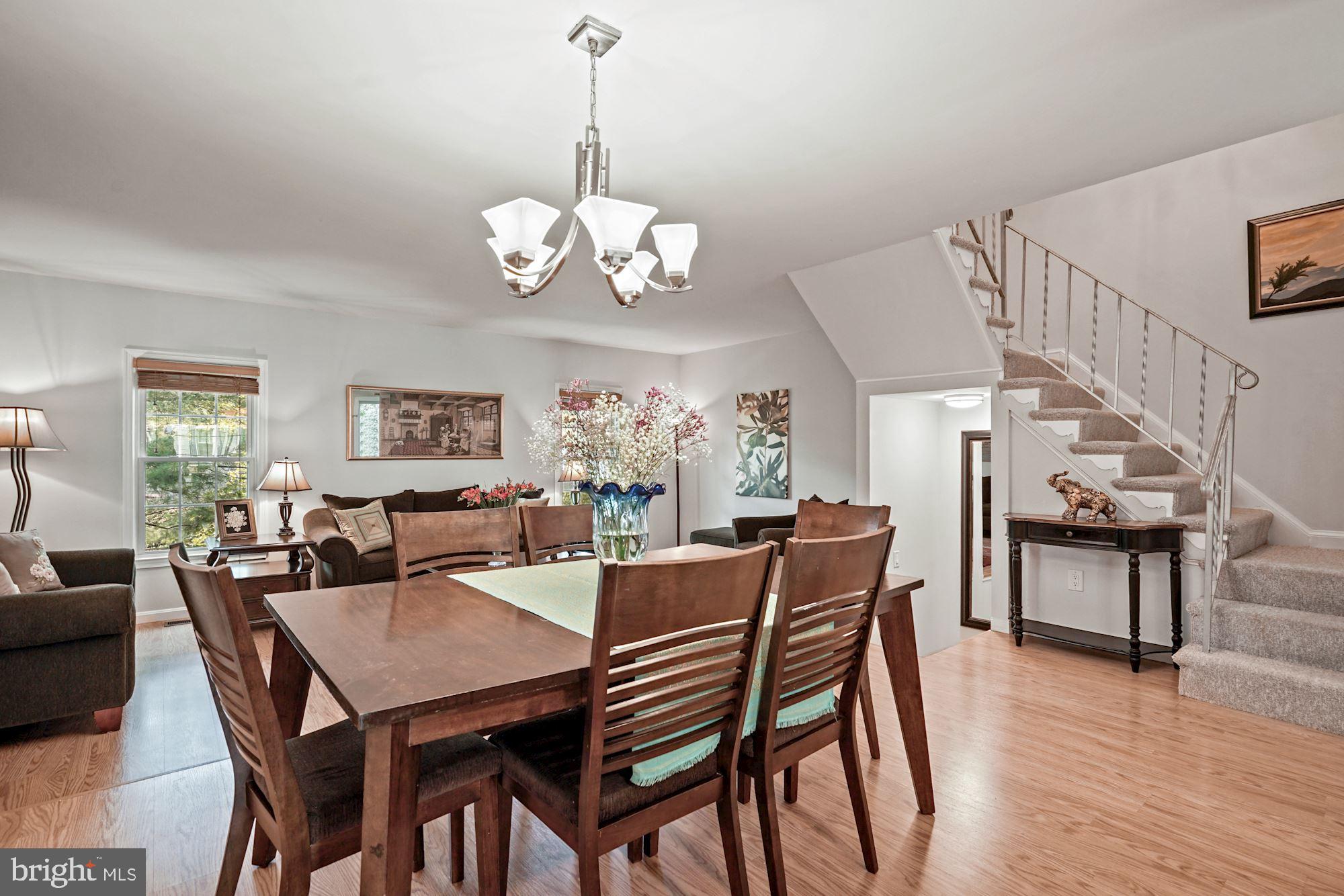 7302 Rolling Oak Lane Springfield, VA 22153 - Photo 11 of 59 Dining Room