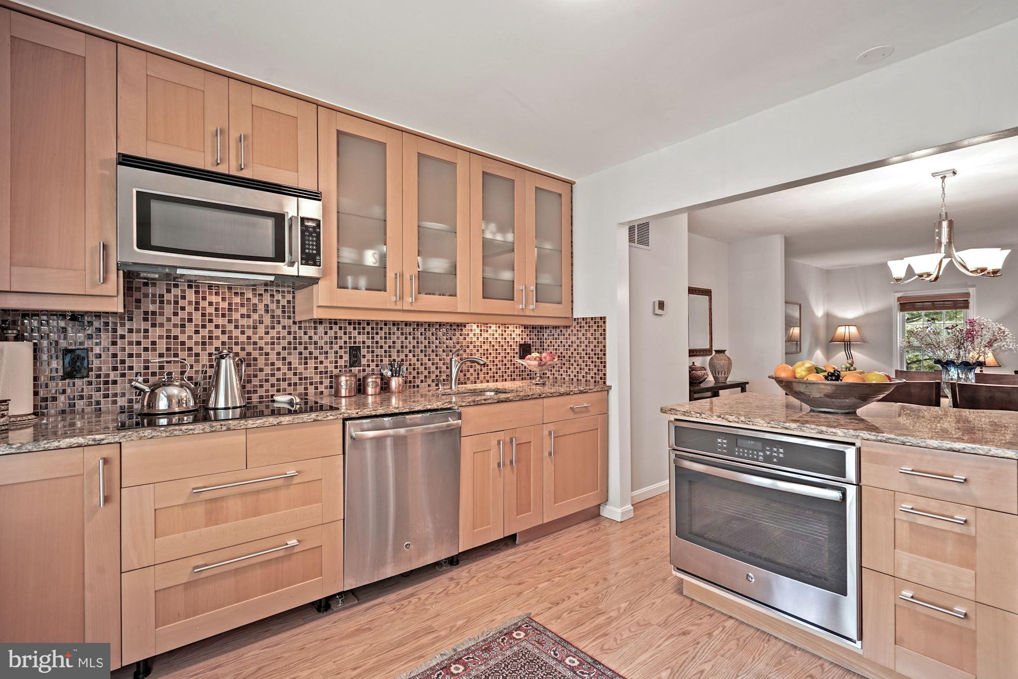 7302 Rolling Oak Lane Springfield, VA 22153 - Photo 14 of 59 Kitchen