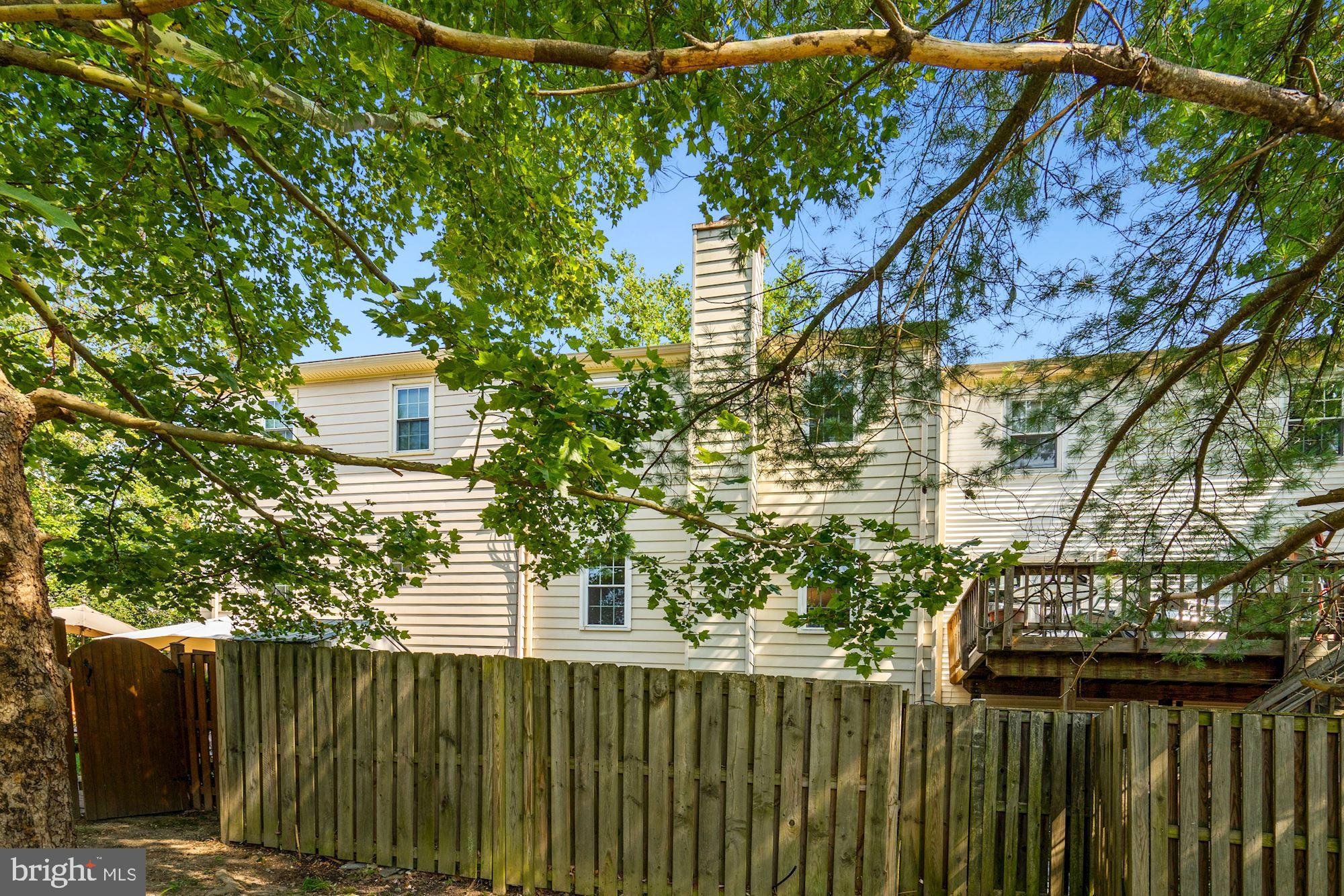 7302 Rolling Oak Lane Springfield, VA 22153 - Photo 34 of 59 Exterior Back