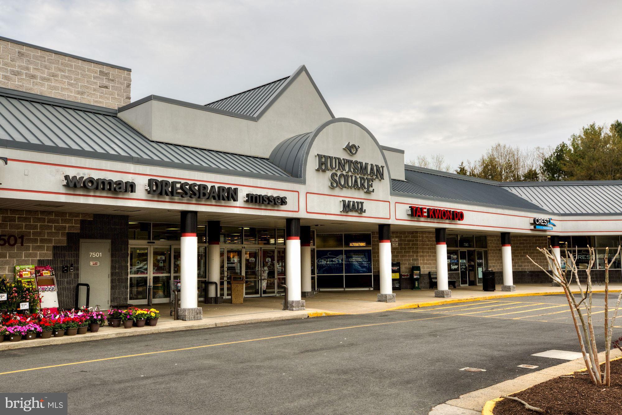 7302 Rolling Oak Lane Springfield, VA 22153 - Photo 40 of 59 Community