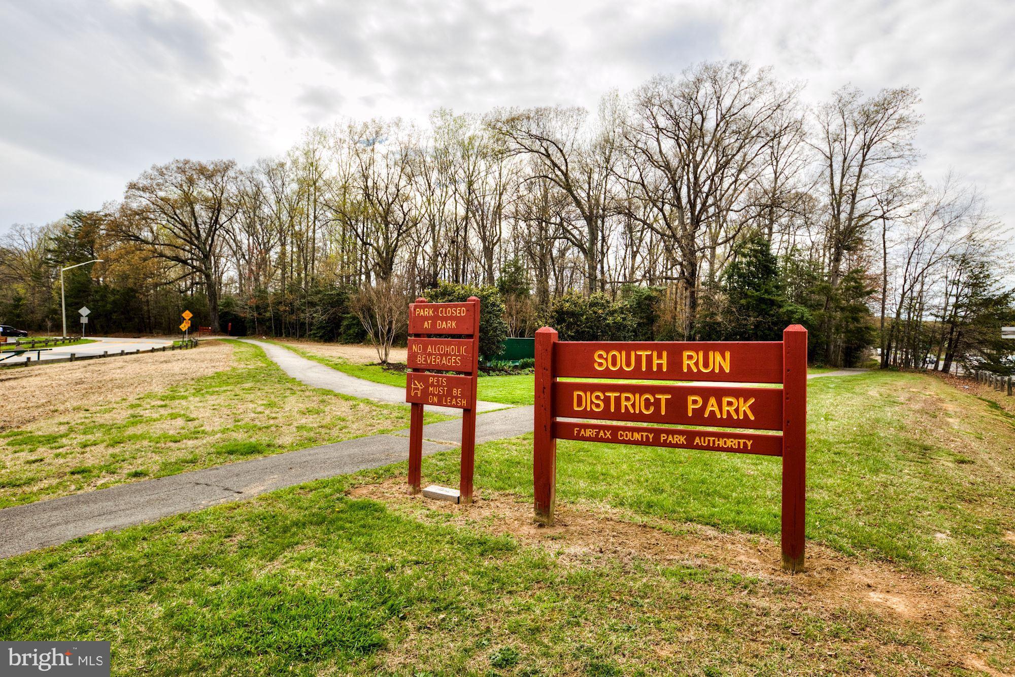 7302 Rolling Oak Lane Springfield, VA 22153 - Photo 45 of 59 Community