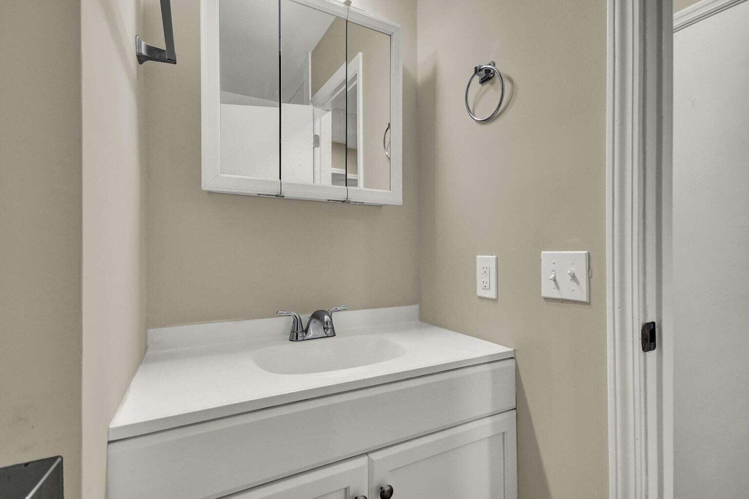 13 Rumson Road Goose Creek, SC 29445 - Photo 8 of 17 Bath vaniety