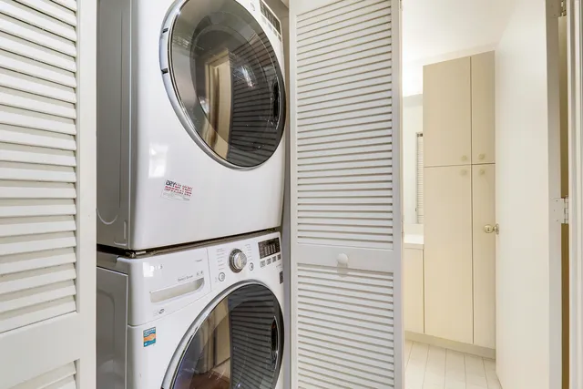 $214,900 | 6333 Southeast Williamsburg Drive, Unit 204, Hobe Sound, FL 33455