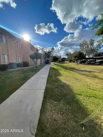 $1,575 | 1942 South Emerson, Unit 252, Mesa, AZ 85210