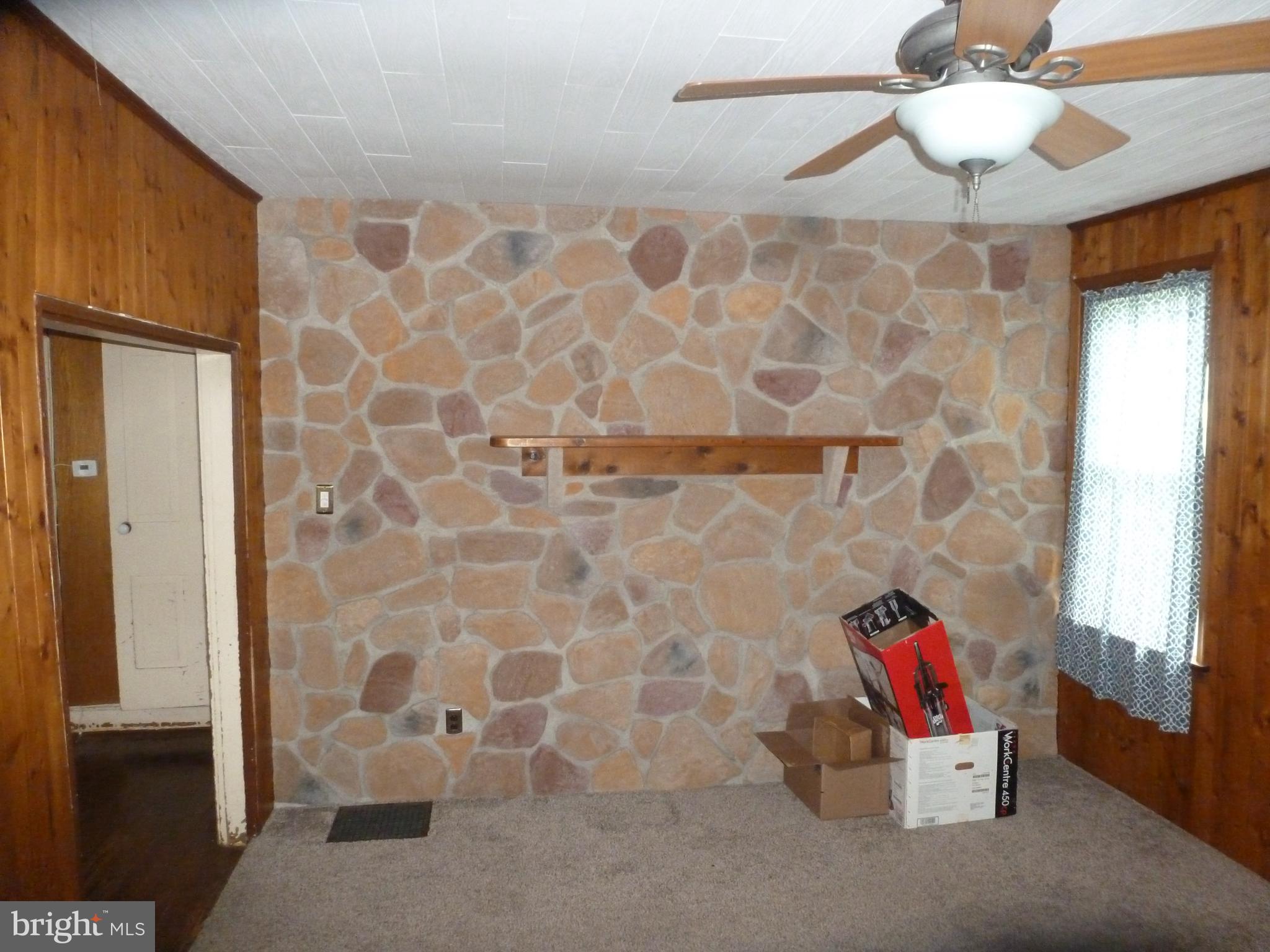 644 East Springville Road Carlisle, PA 17015 - Photo 8 of 15 Gallery Image 8