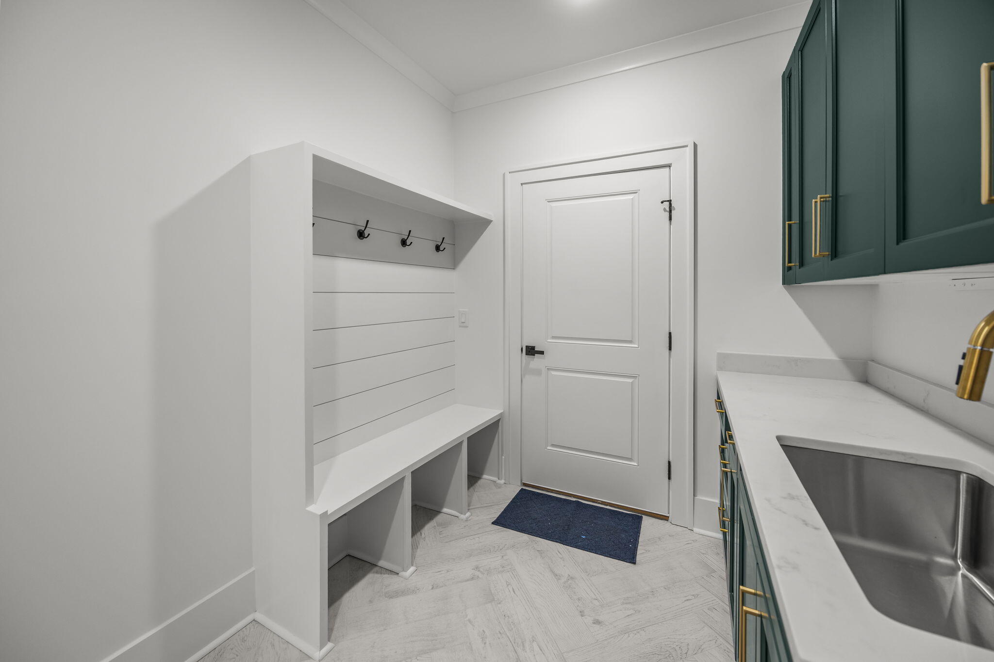 2828 River Road Johns Island, SC 29455 - Photo 44 of 45 laundry/drop zone