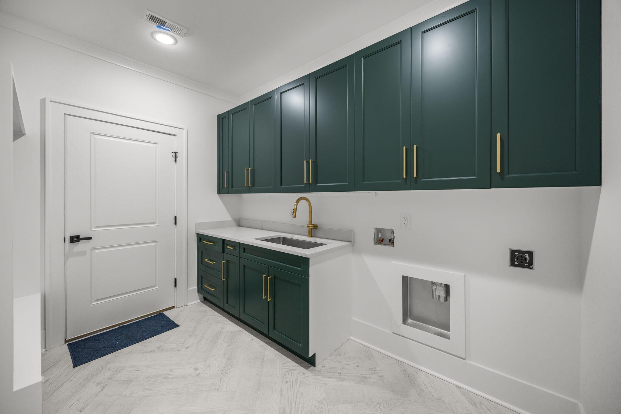 2828 River Road Johns Island, SC 29455 - Photo 45 of 45 storage in laundry room