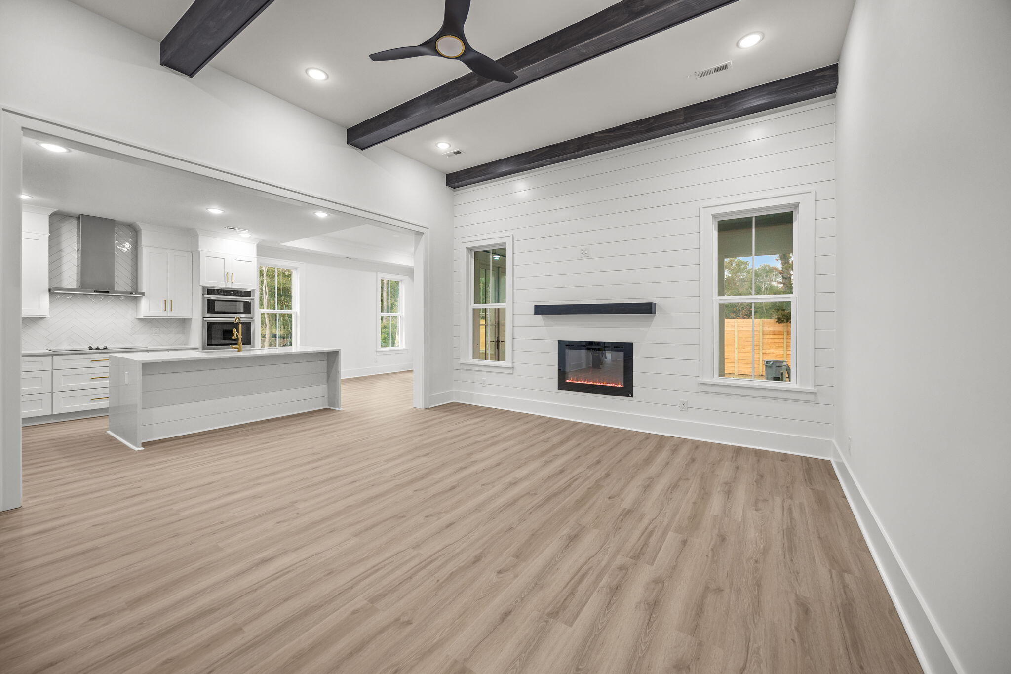 2828 River Road Johns Island, SC 29455 - Photo 9 of 45 family room