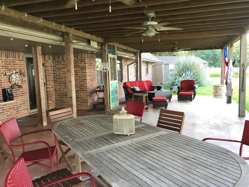118 Cinch Buckle Ranch Road Trinidad, TX 75163 - Photo 21 of 28 a outdoor space with patio furniture