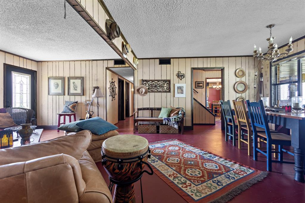 118 Cinch Buckle Ranch Road Trinidad, TX 75163 - Photo 4 of 28 a living room with furniture and wooden floor