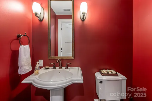 $1,695,000 | 151 Haywood Street, Unit 1002, Asheville, NC 28801