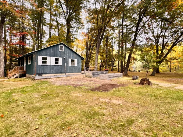 $337,000 | 27 Brilliant Way, Naples, ME 04055