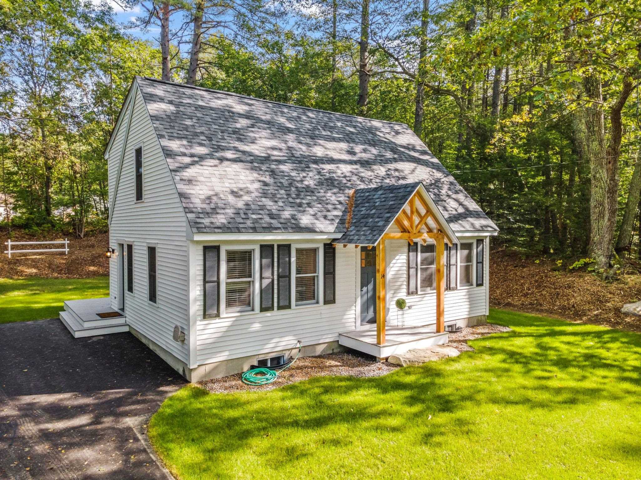 14 Greemore Road Meredith, NH 03253 - Photo 2 of 40