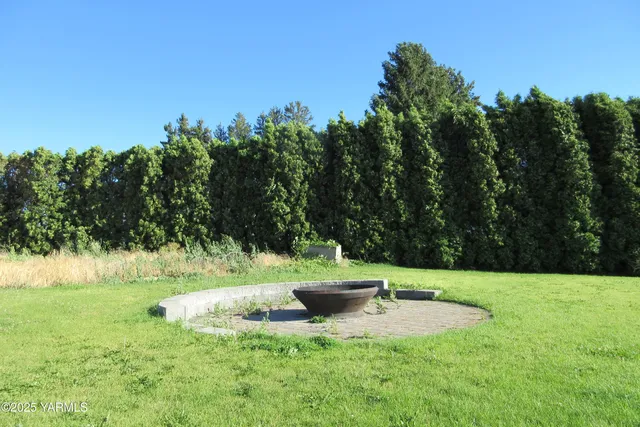 $549,900 | 80 Hickory Lane, Selah, WA 98942