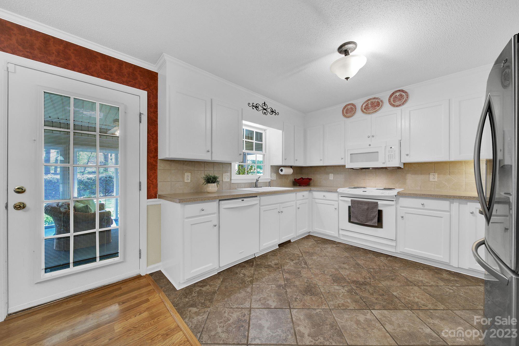 1305 Hawthorne Road Lancaster, SC 29720 - Photo 8 of 29 Gallery Image 8