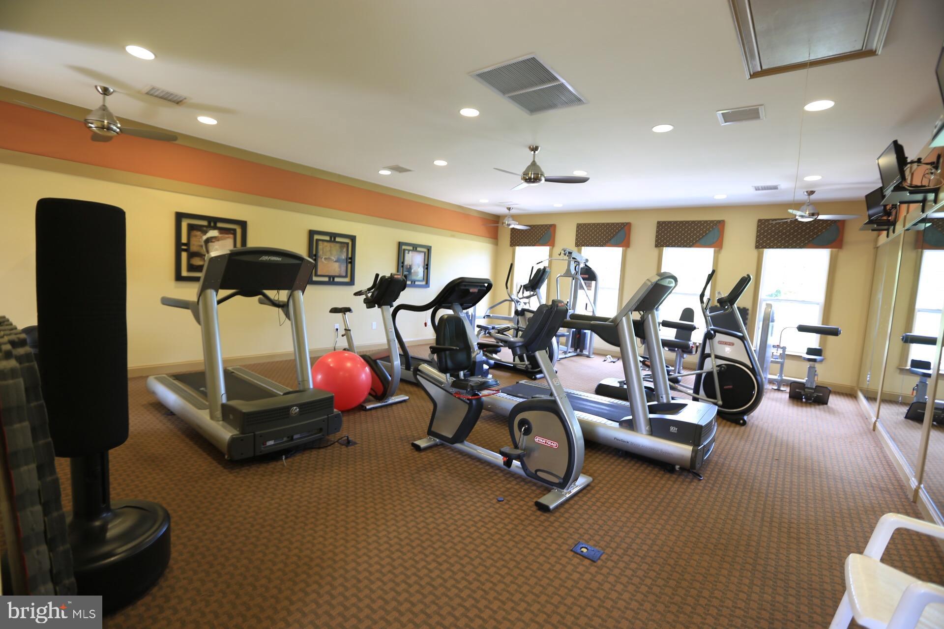 413 Timberlake Drive Ewing, NJ 08618 - Photo 14 of 26