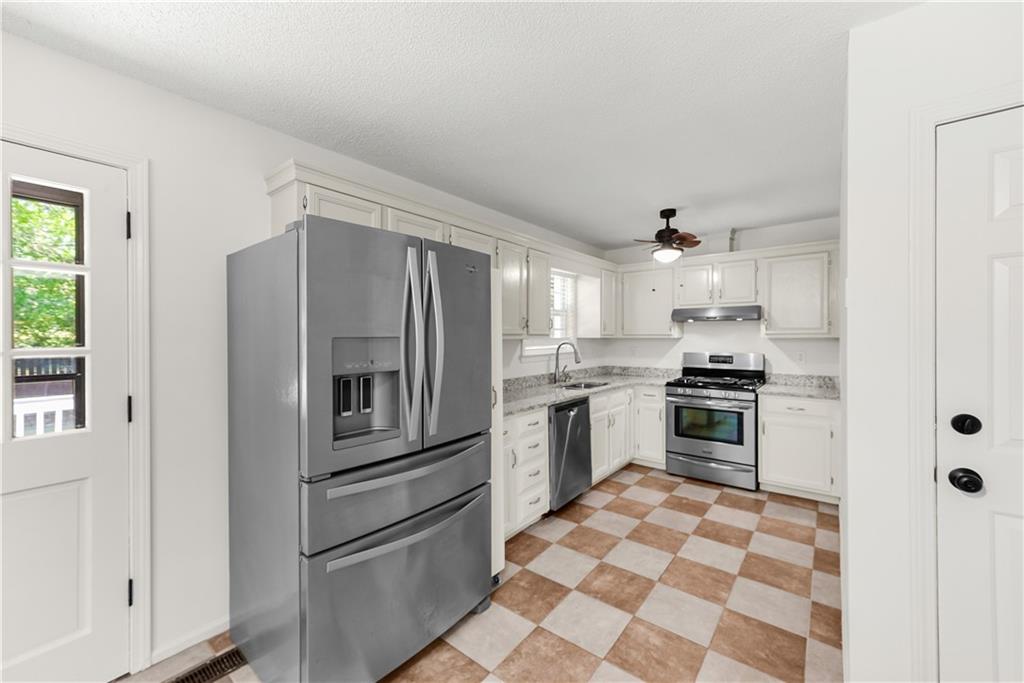71 Smith Ferguson Road Dallas, GA 30157 - Photo 9 of 41