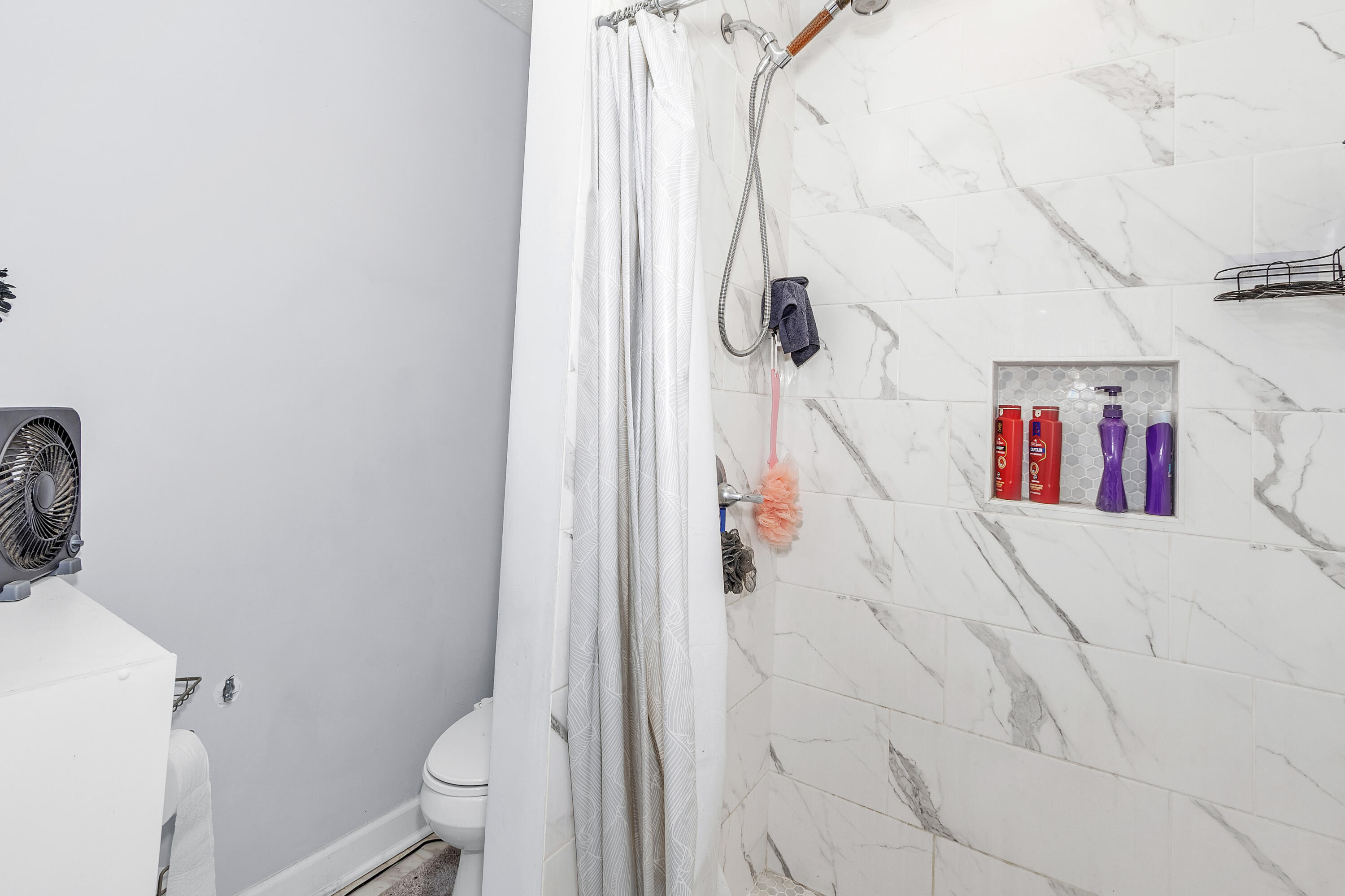 308 Belvedere Clearwater Road North Augusta, SC 29841 - Photo 22 of 49 308 Belvedere Clearwater Rd, B, Interior